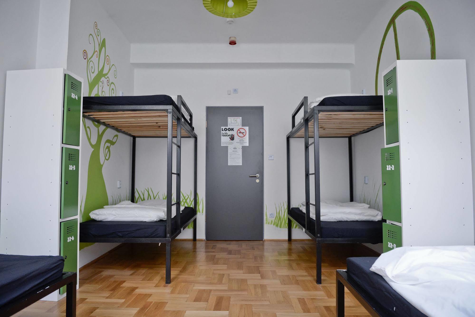 Lol Boutique Hostel City Center بودابست المظهر الخارجي الصورة